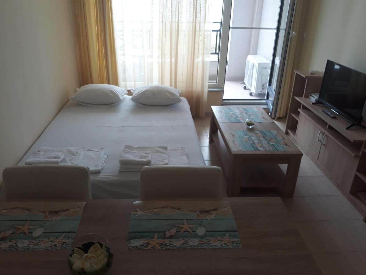 Таня 8 Apartman Pomorie Kültér fotó