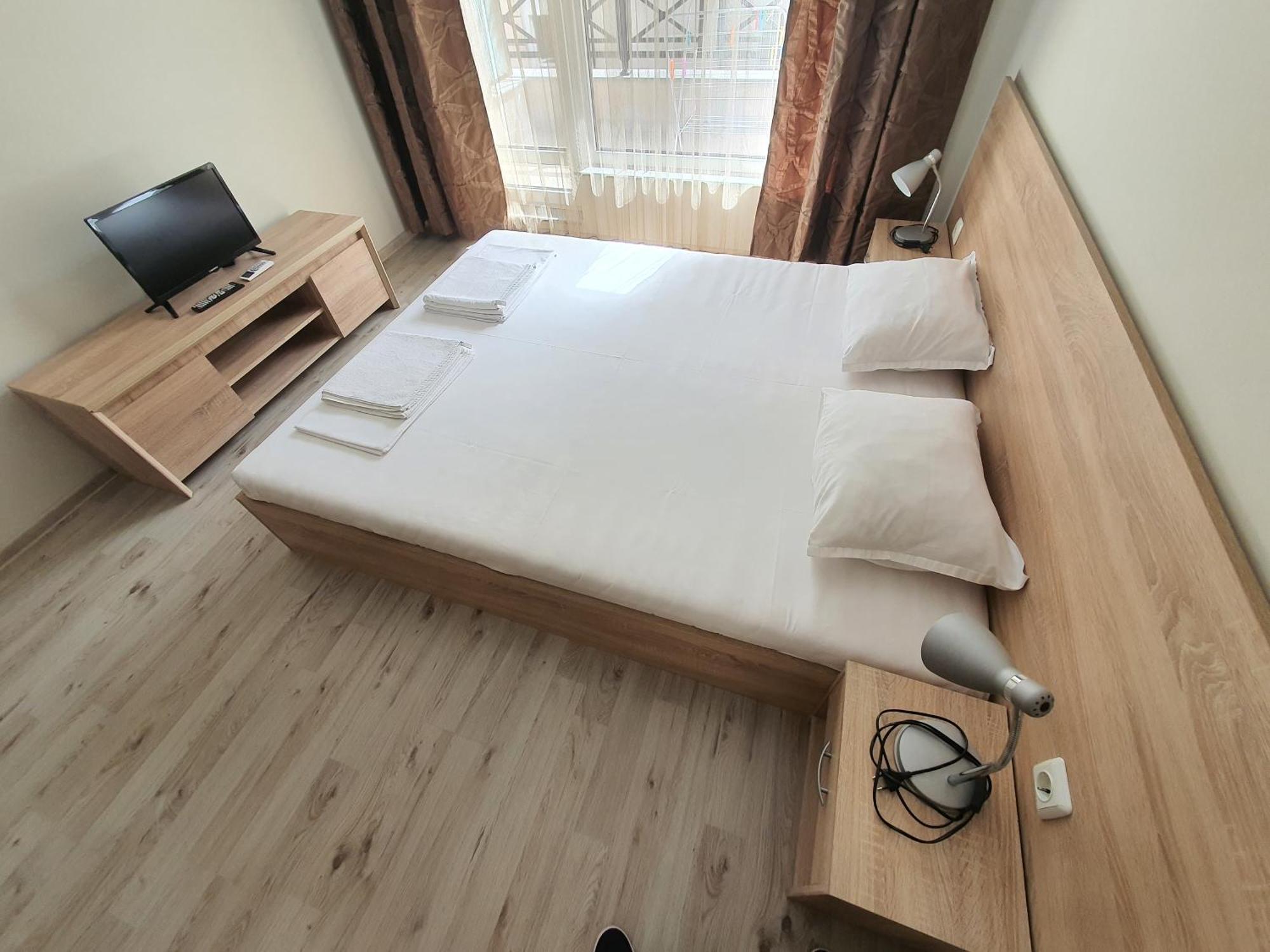 Таня 8 Apartman Pomorie Kültér fotó